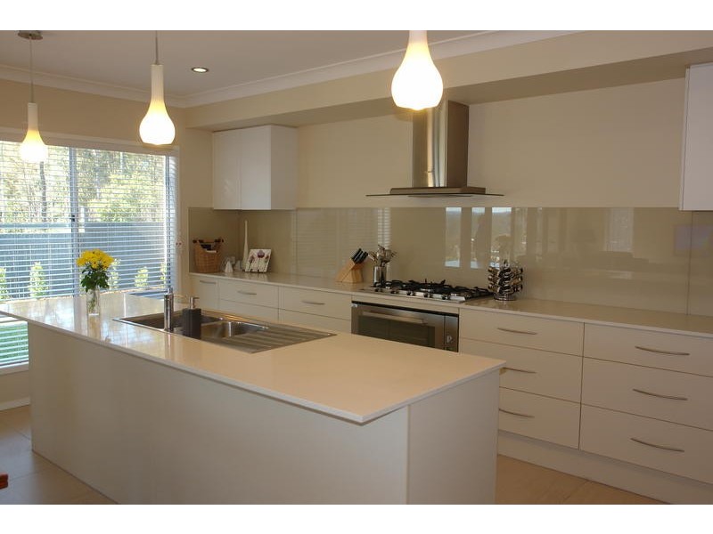 53 Hendos Place, Moggill QLD 4070